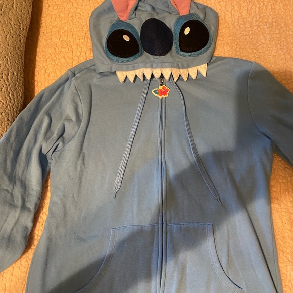 Disney kids extra-large zip up stitch sweatshirt - Picture 3 of 5